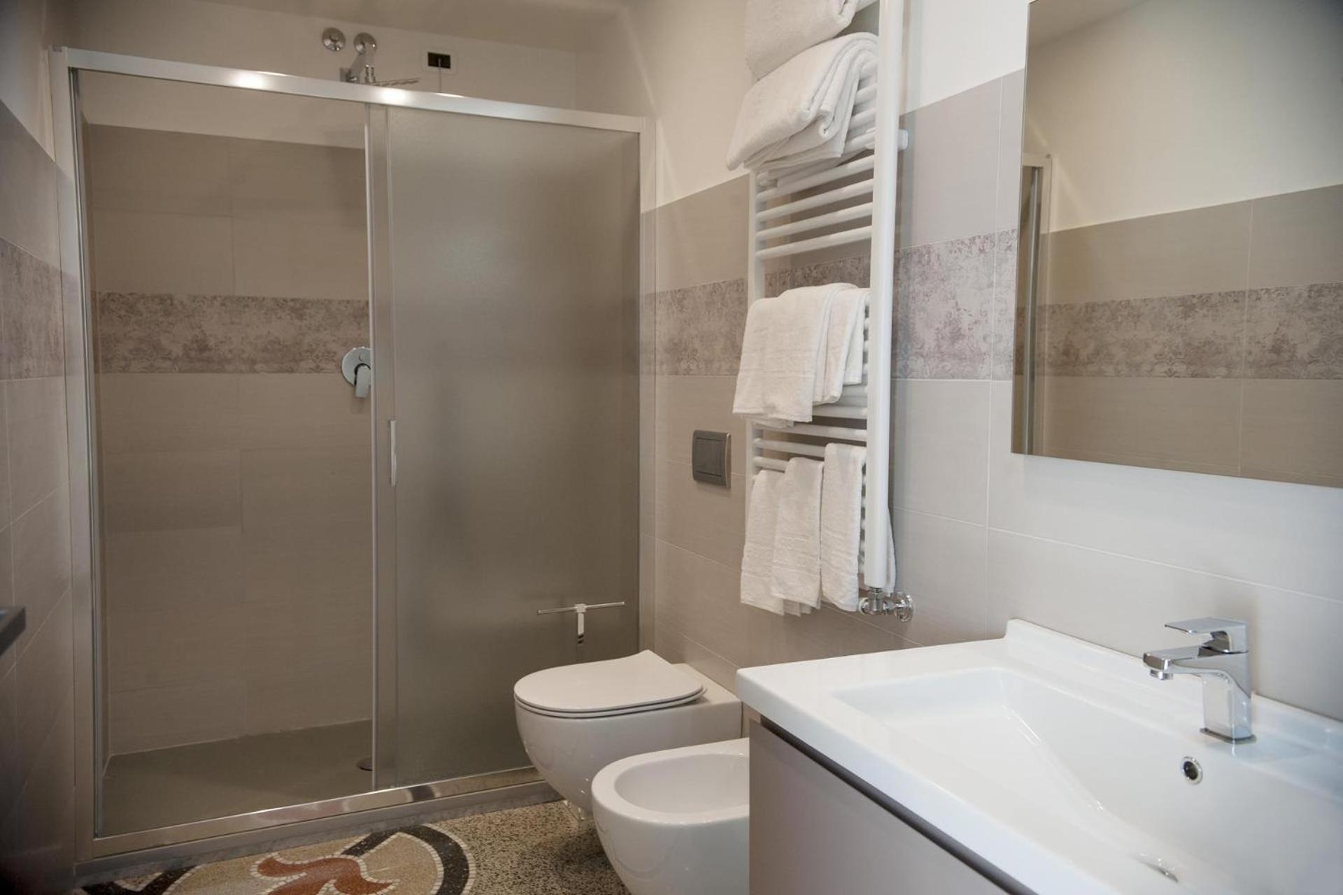 Hotel Villa Centa فاراتسي المظهر الخارجي الصورة