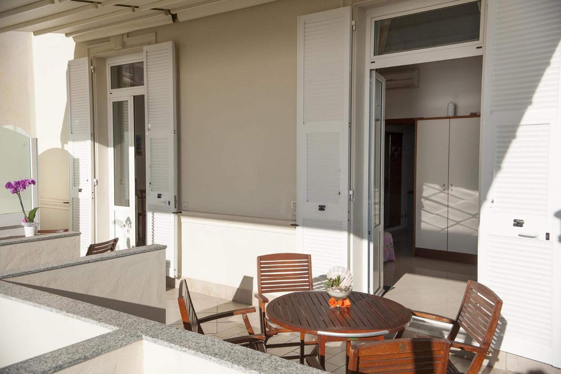 Hotel Villa Centa فاراتسي المظهر الخارجي الصورة